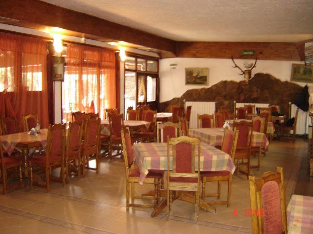 Kanclera Hotel Kaspichan Exteriör bild